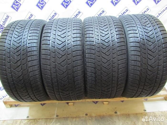 Pirelli Scorpion Winter 295/40 R21 99U