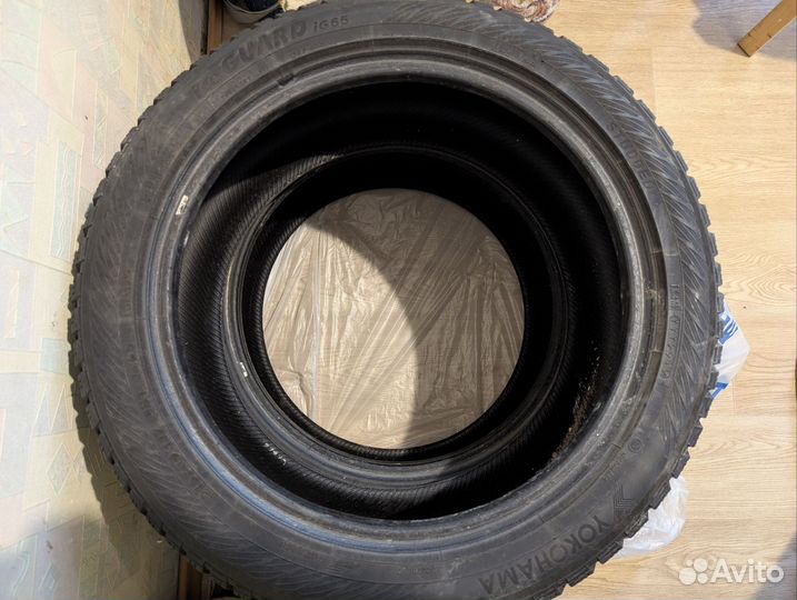 Yokohama Ice Guard IG65 215/50 R17
