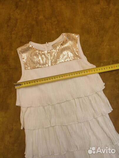 Нарядное платье для девочки 130-140