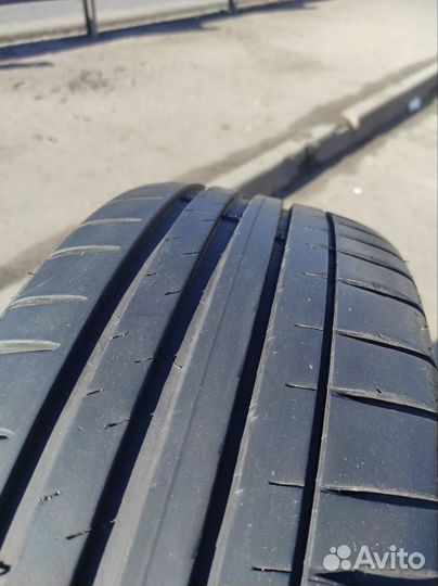 Michelin Pilot Sport 4 205/50 R17 93Y