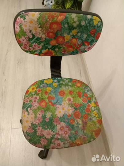 Компьютерное кресло