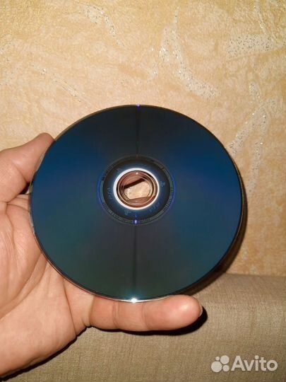 Диск на ps4 hello neighbor 2