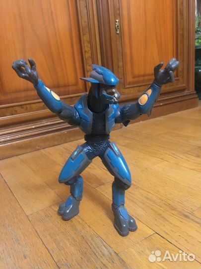 Фигурка Космического Монстра