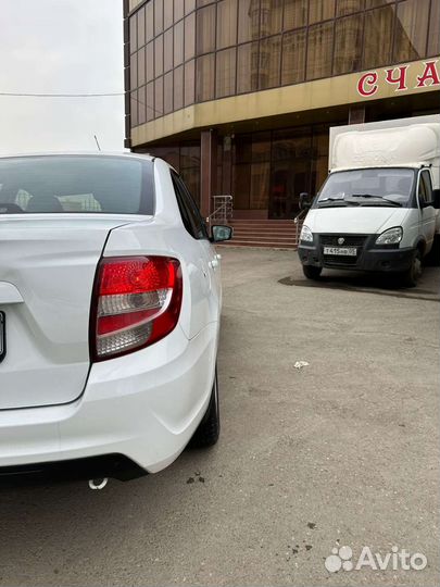 LADA Granta 1.6 МТ, 2020, битый, 125 000 км