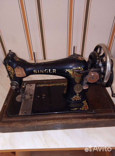 Швейная машина Singer