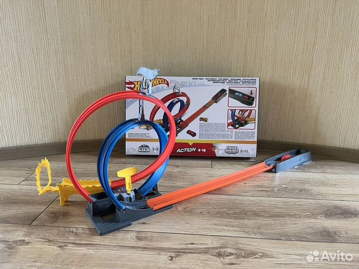 Трек Hot wheels бесконечная энергия
