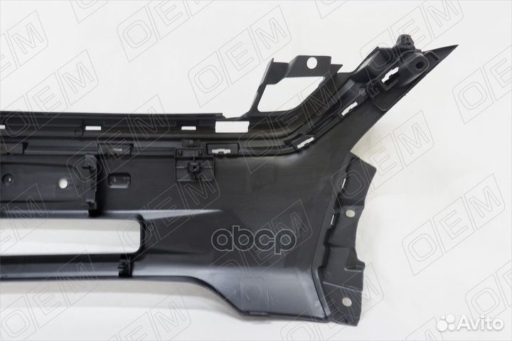 Накладка бампера переднего центральная Mitsubishi