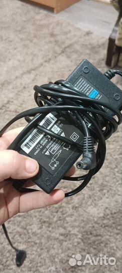 Кольцевая лампа со штативом