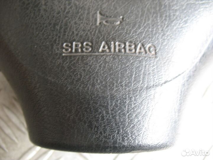 Подушка безопасности в руль Mazda Protege 5 2002г