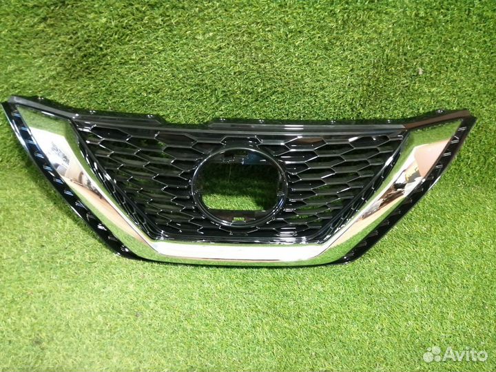 Решетка радиатора Nissan Qashqai J11 Новая