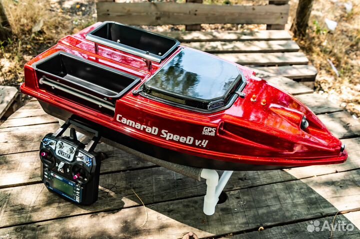 Карповый кораблик с курсовой камерой