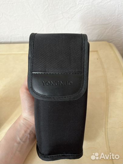 Вспышка камеры Yongnuo 560