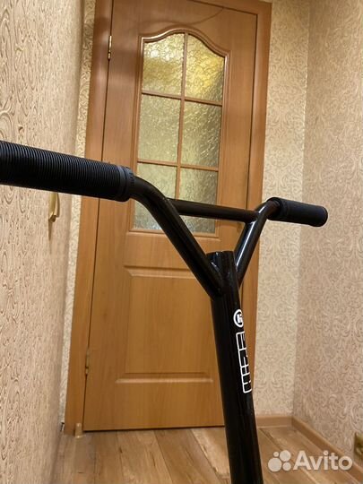 Трюковой самокат hipe