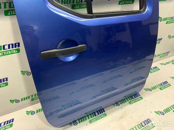 Дверь в сборе задняя правая Nissan Navara пикап