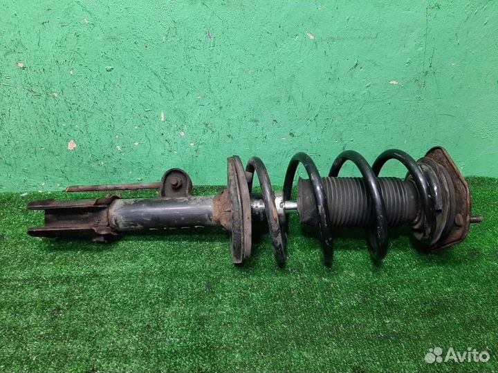 Стойка амортизатора передняя правая Ssangyong Act