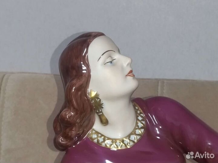 Статуэтка танец,времён ссср. Огромная. Чехослов