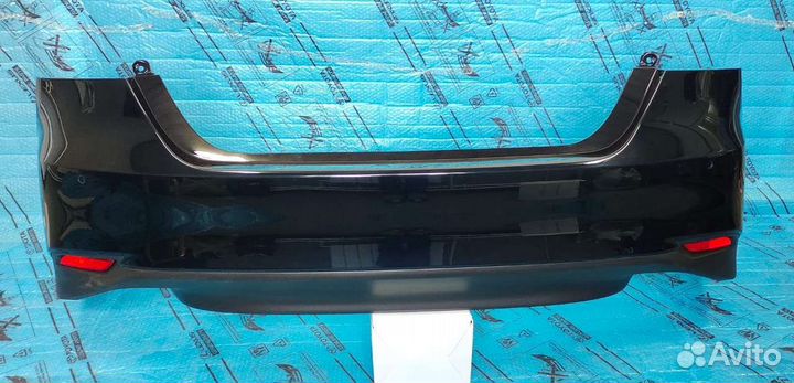 Задний бампер Toyota Camry 70 в сборе Оригинал