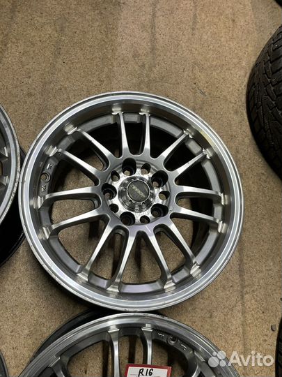 Литые диски r16