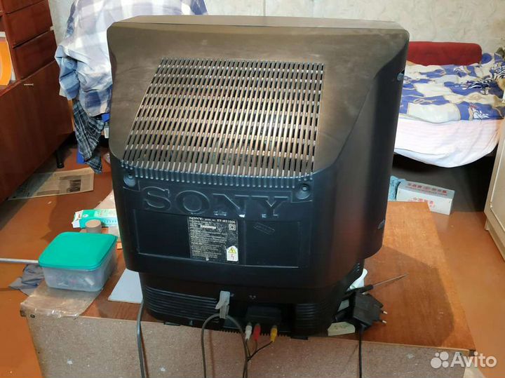Телевизоры: Sony и Shivaki