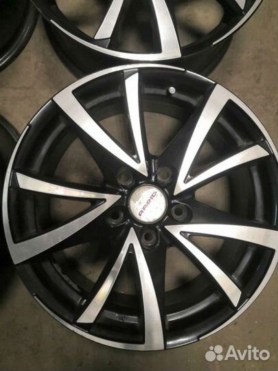 Диски б/у кик Игуана 7х17, 5х120, ет 47 dia 72,6