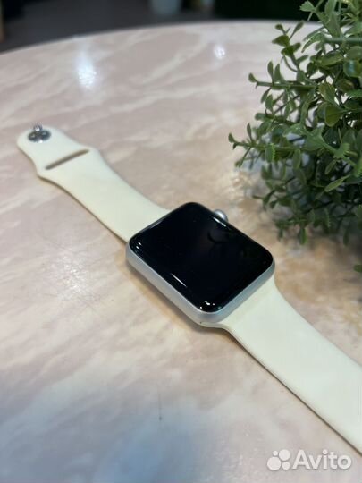 Apple Watch 3 42mm Silver (акб 85)