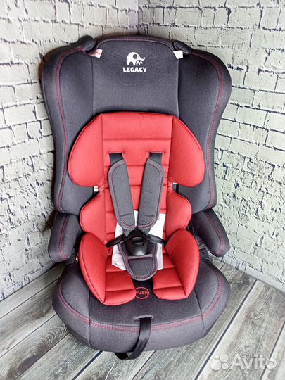Детское автокресло от 9 мес. до 12 лет новое
