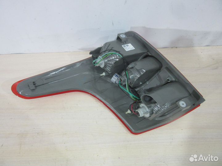 Фонарь задний правый Mitsubishi L200 (KK/KL)