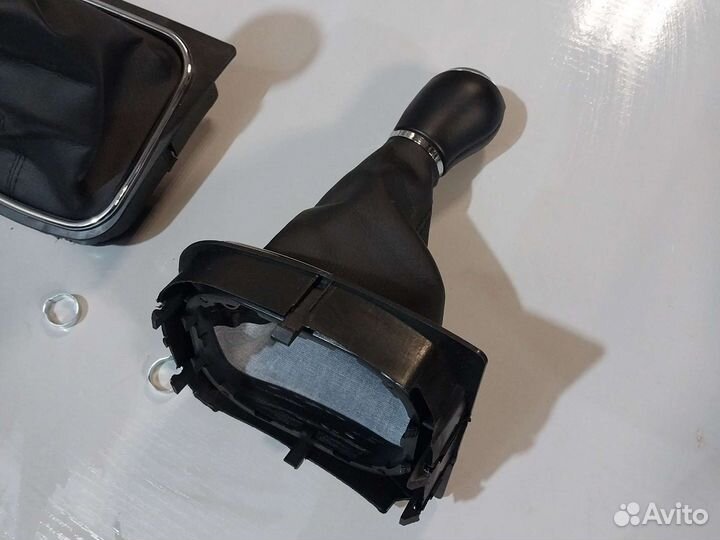 Ручка МКПП с чехлом Volkswagen Golf 6