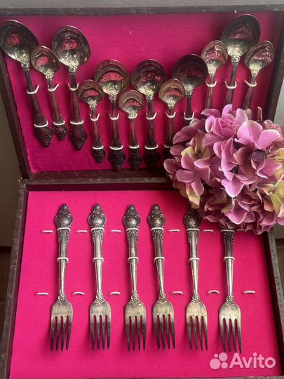 Мельхиор троянда