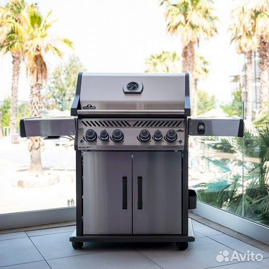 Газовый гриль Napoleon Rogue 525 SE черный