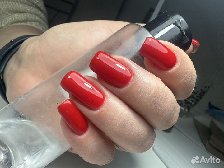 Маникюр,педикюр