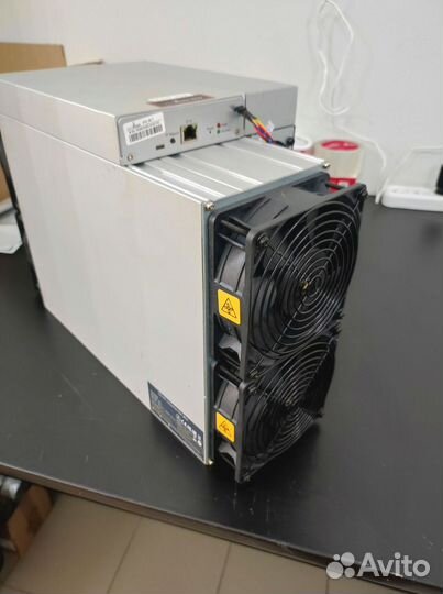 Asic майнер Bitmain Antminer S19