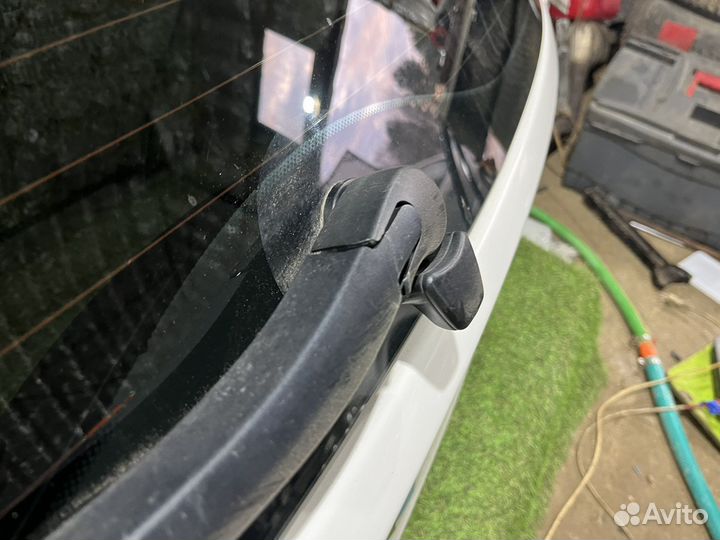 Крышка багажника BMW 5 Series E61