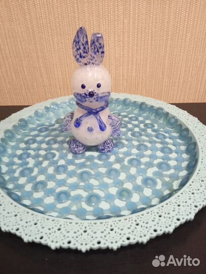 Декоративные изделия из стекла и фарфора