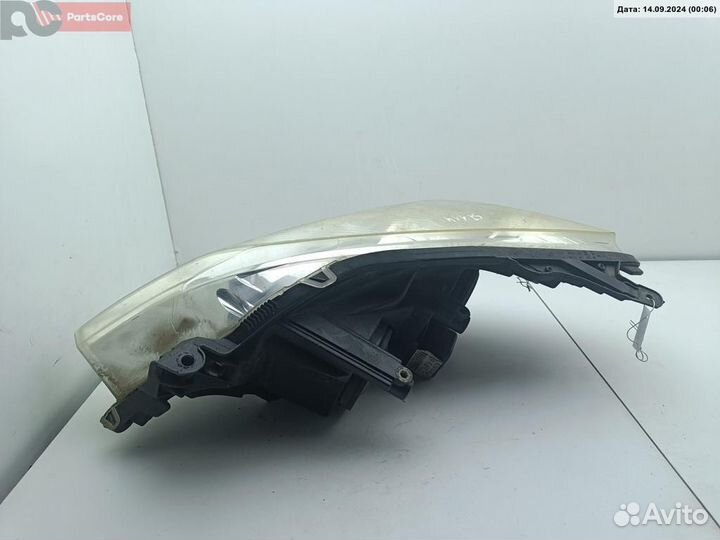 Фара правая Opel Astra H/Astra Family H