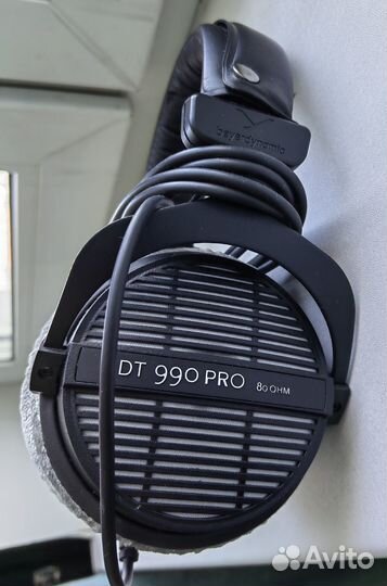 Продам студийные наушники Beyerdynamic dt 990, (80