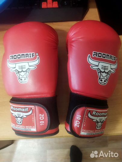 Боксерские перчатки