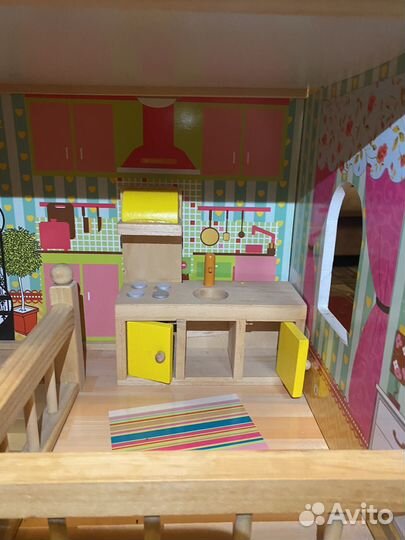 Домик кукольный