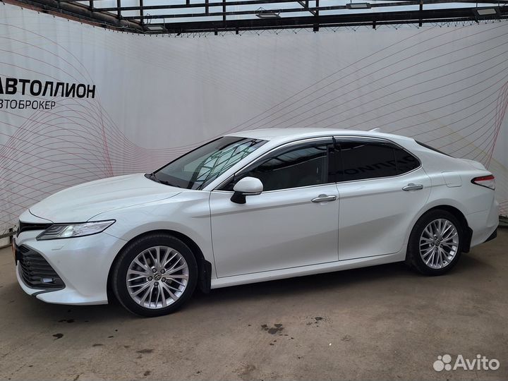 Toyota Camry 2.5 AT, 2020, 51 000 км