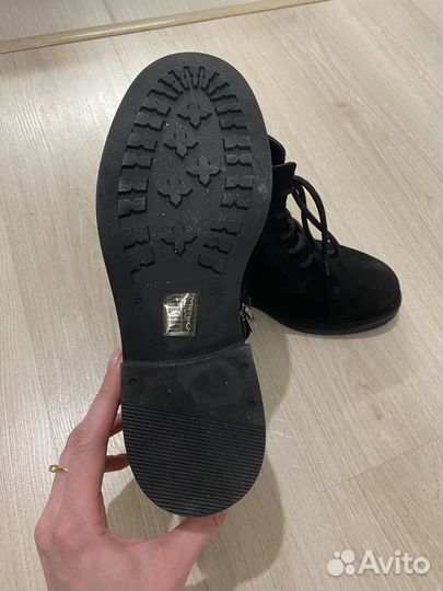 Ботинки женские зимние 38 размера