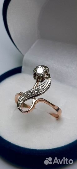 Кольцо золотое с бриллиантом 020755А