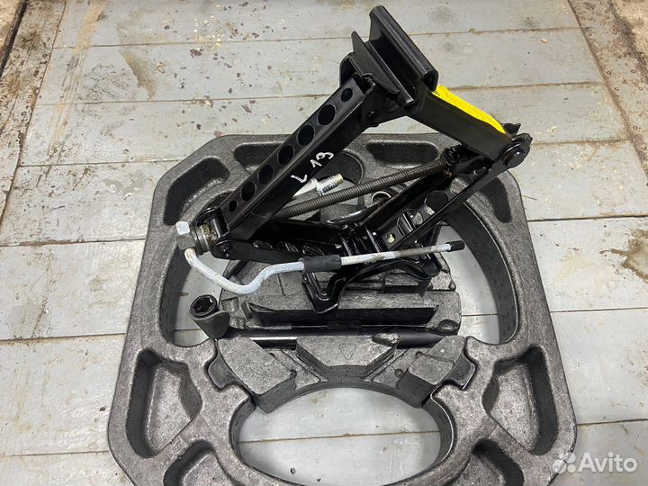 Домкрат форд фокус