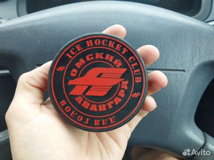Шайба хоккейная бу