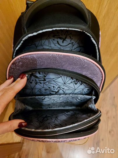 Школьный рюкзак для девочки hummingbird