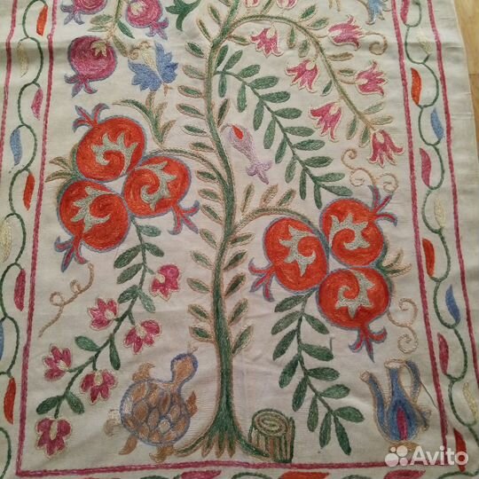 Узбекское сюзане. Ручная вышивка. Панно, дорожка