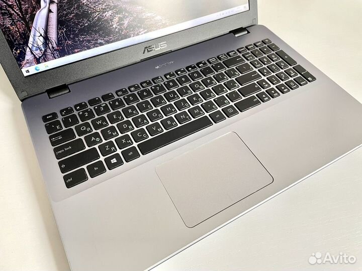 Игровой ноутбук Asus /Core i7/8Гб озу/940MX