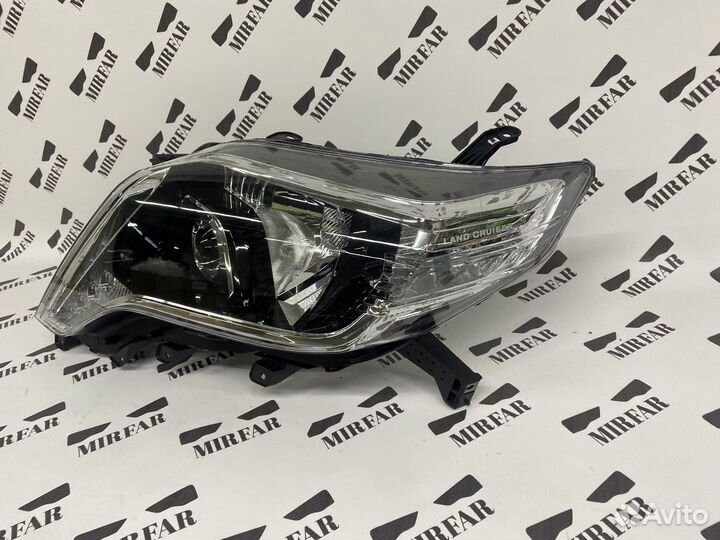 Фара левая Toyota Land Cruiser Prado 150 2014-2017