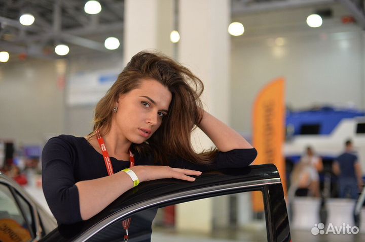 Промоутер-девушка