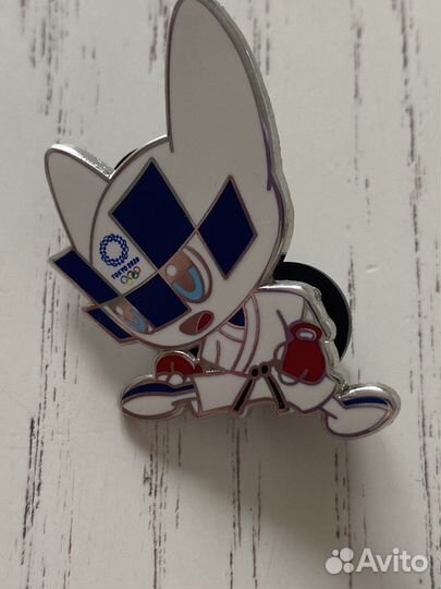 Значок Tokio 2020 олимпиада