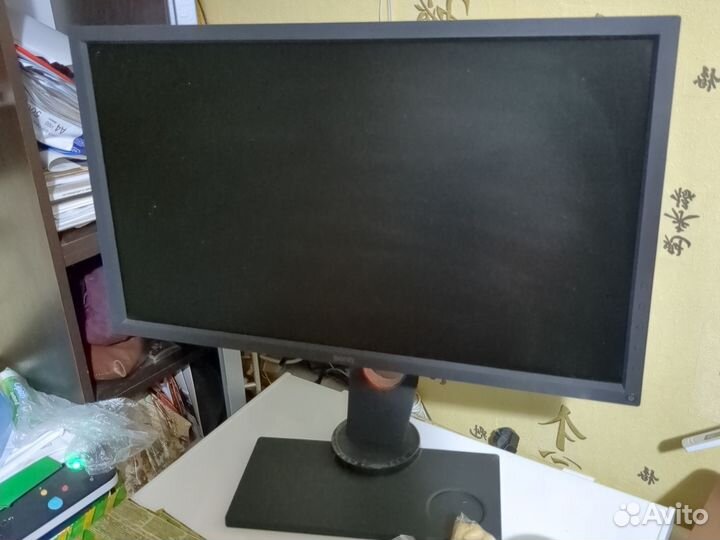 Монитор Dell 24